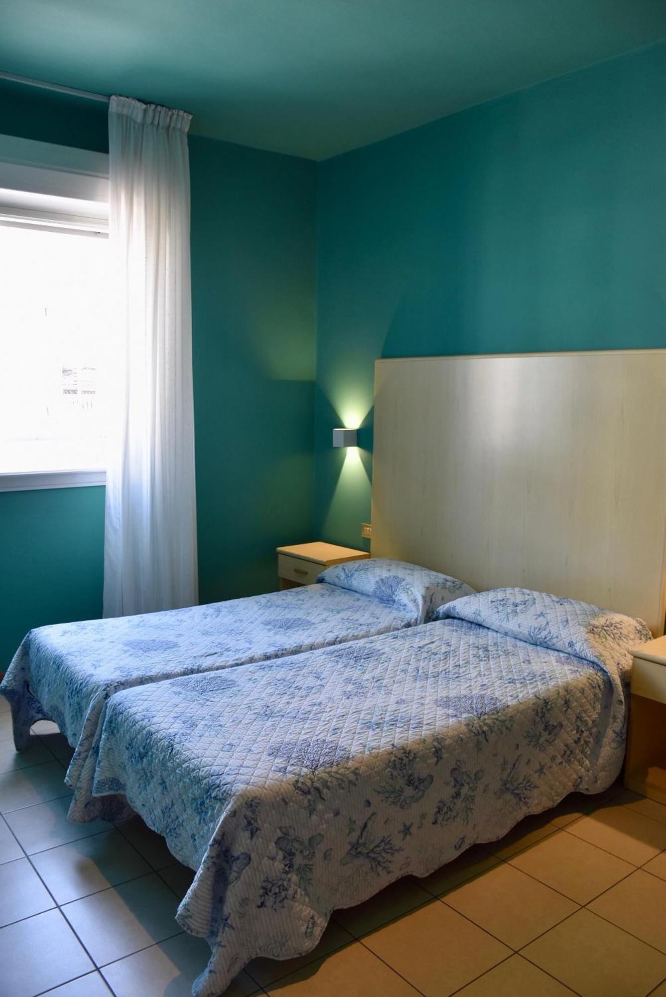 Hotel Portofino Lido di Jesolo Bagian luar foto