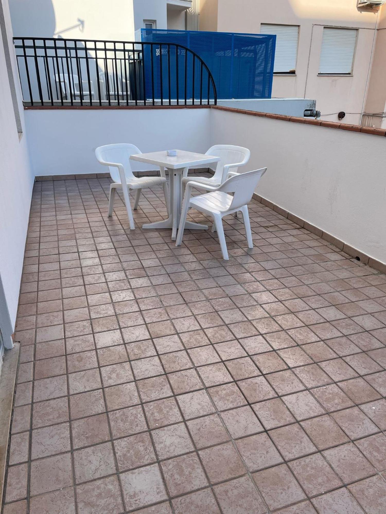 Hotel Portofino Lido di Jesolo Bagian luar foto