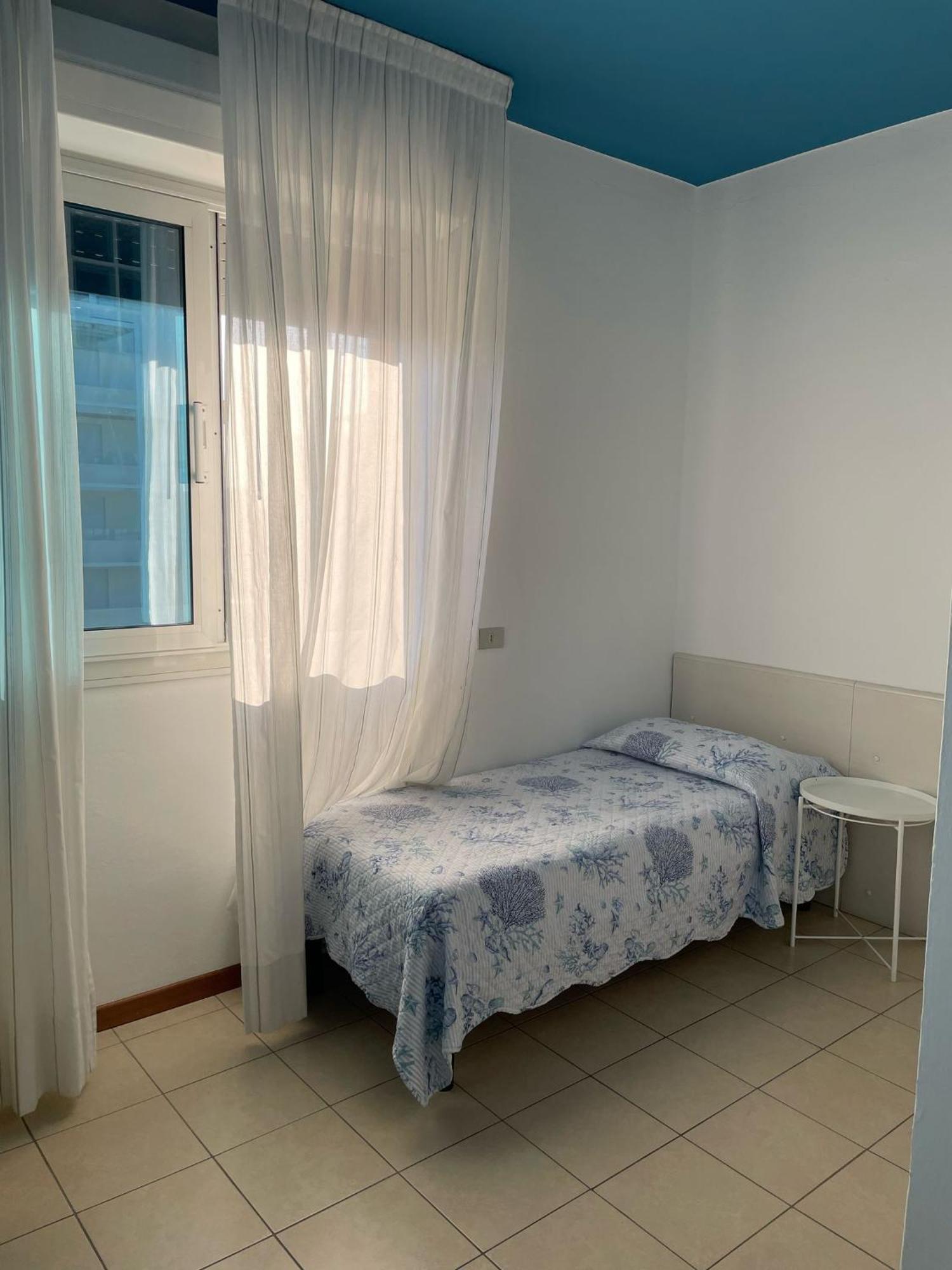 Hotel Portofino Lido di Jesolo Bagian luar foto