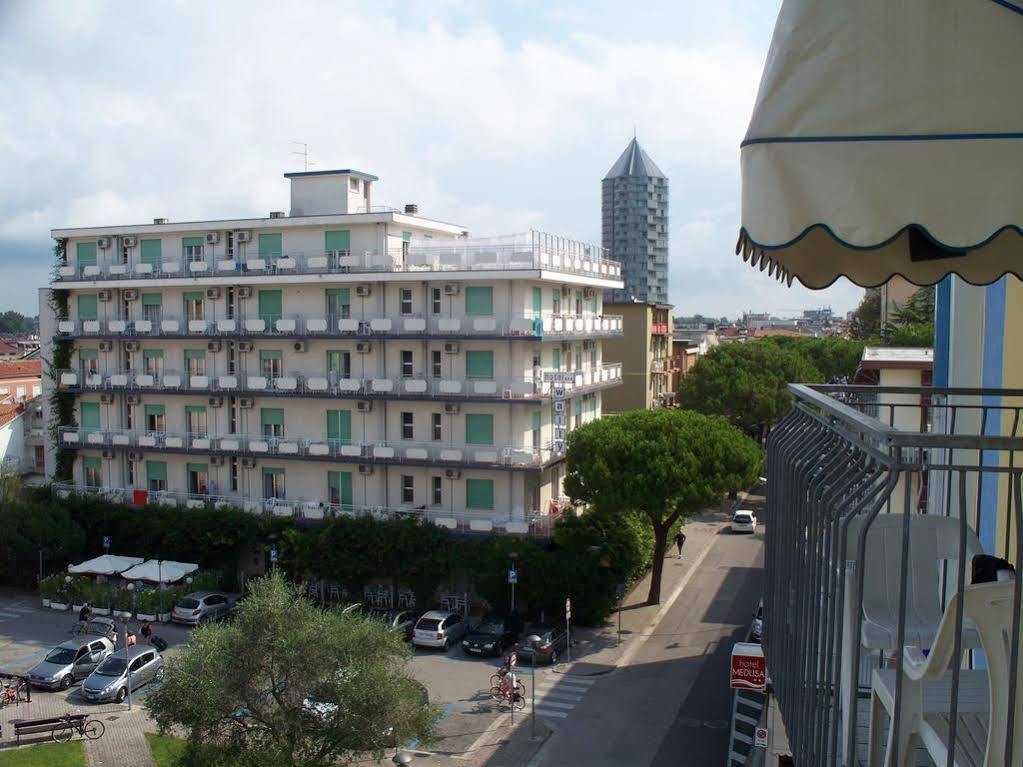 Hotel Portofino Lido di Jesolo Bagian luar foto